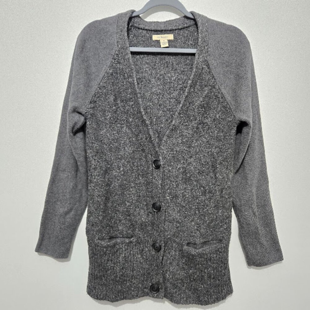 GH Bass Womens Button Up Grandpa Cardigan Sz M Dad Retro V-Neck Gray Fisherman
